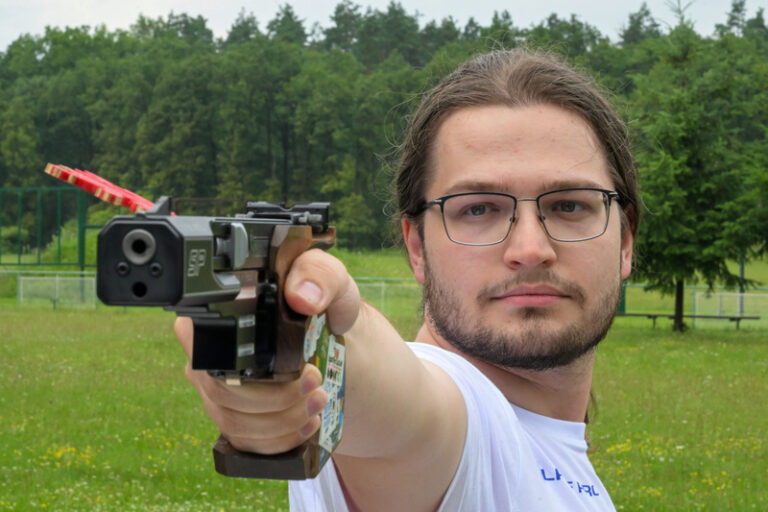 Střelec Rampula vyhrál na SP v Limě soutěž v rychlopalné pistoli