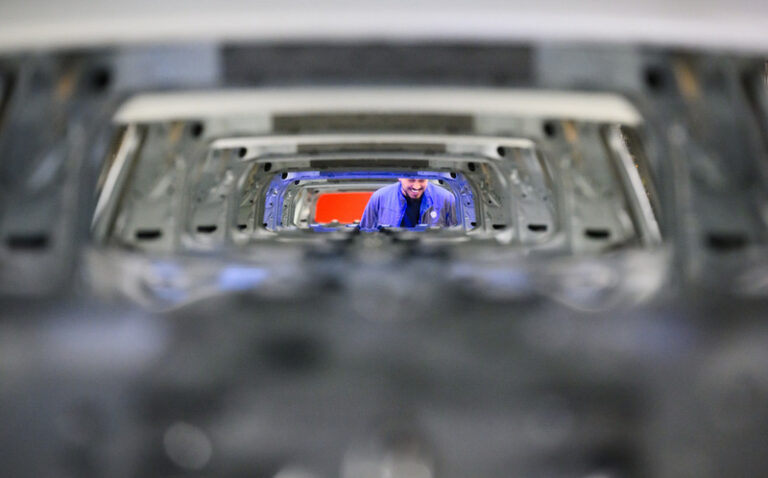 Kupka: ČR by se více mohla dotknout cla na dovoz automobilových dílů do USA