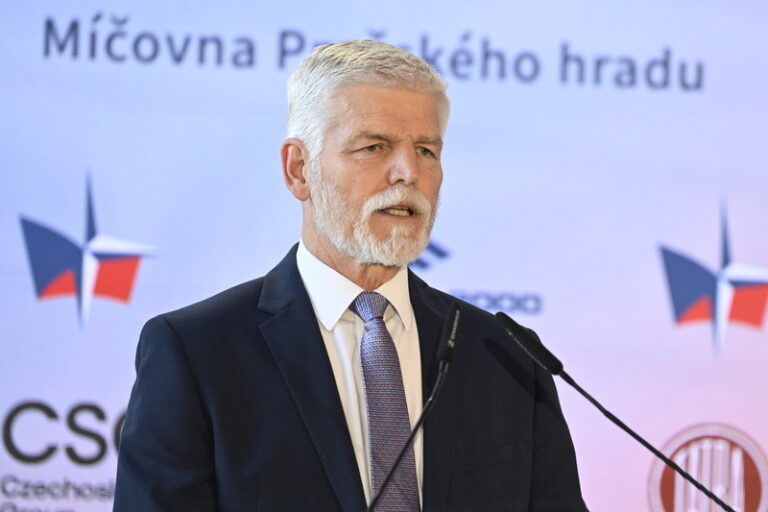 Pavel: Evropa čelí tlaku z Východu i Západu, musí spoléhat na sebe