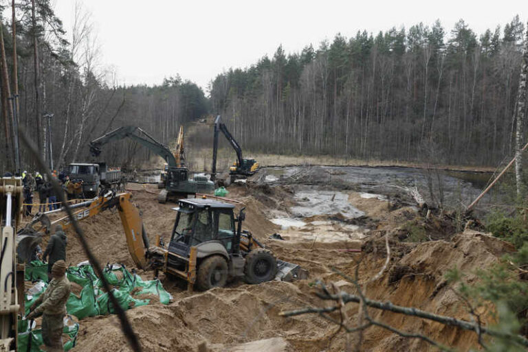 Po smrti je také čtvrtý z amerických vojáků, kteří byli pohřešováni v Litvě