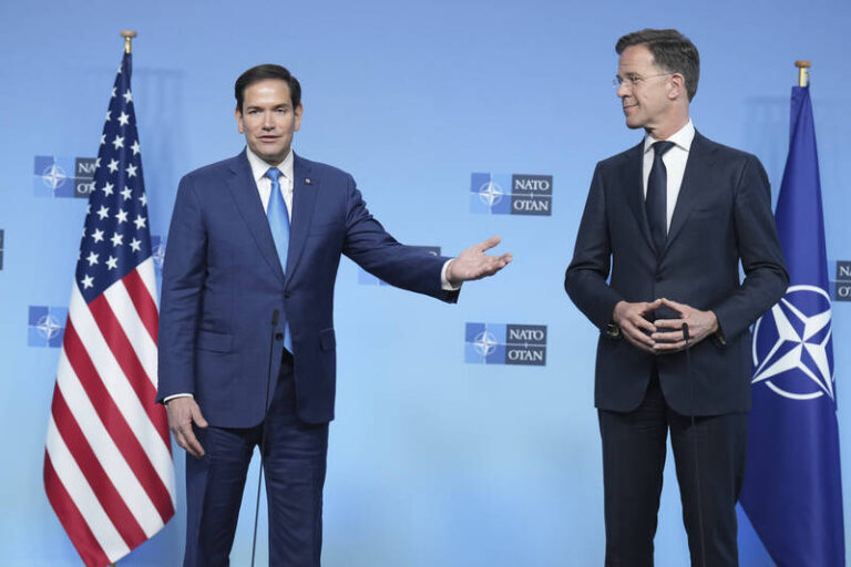 Rubio ujistil, že USA jsou součástí NATO a chtějí alianci silnější