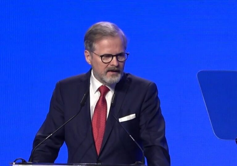 Posilování všeobecného vzdělávání je priorita, řekl na předvolební debatě Fiala