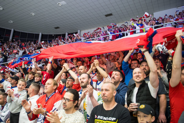 Hokejový šampionát žen v Českých Budějovicích navštívil rekordní počet diváků