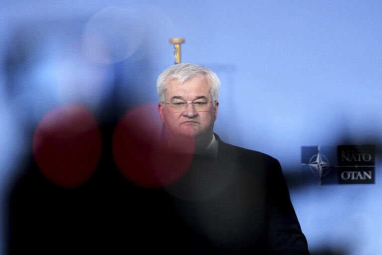 Rusko zcela ignoruje nabídnuté příměří, uvedl ministr Sybiha