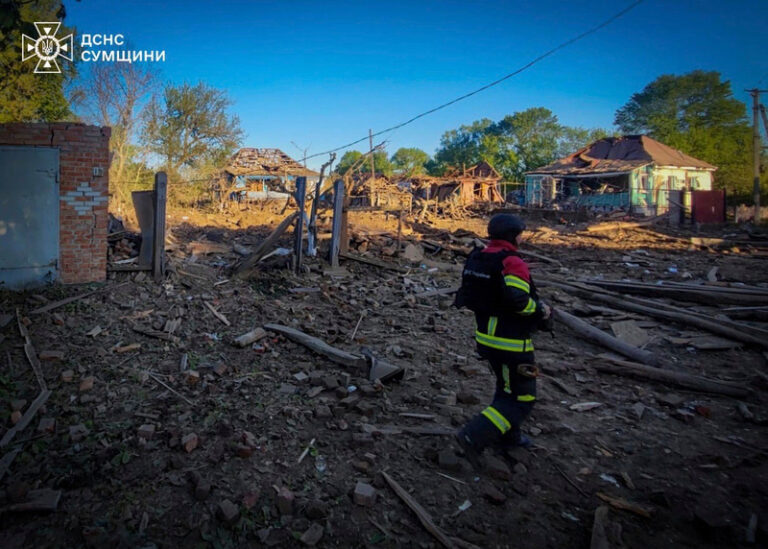 Ukrajina a Rusko se obviňují ze stovek případů porušení příměří