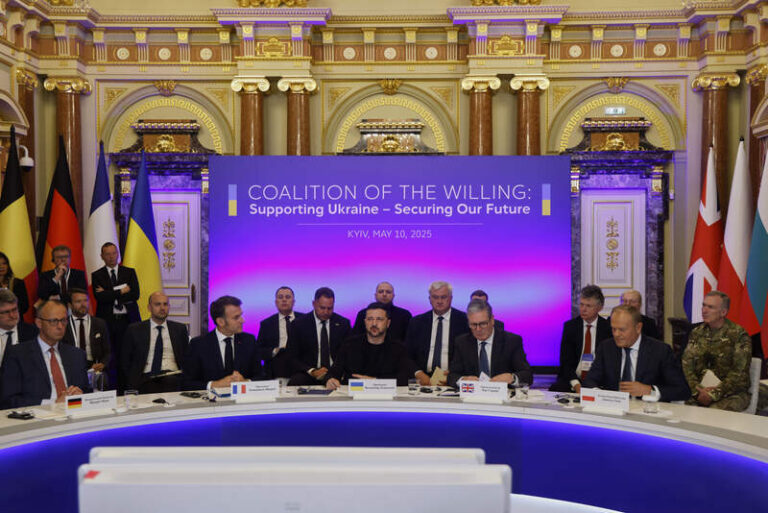 Zelenskyj se dohodl s evropskými lídry na příměří, Putinovi pohrozili sankcemi