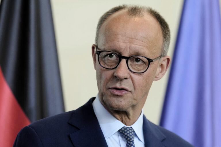 Merz: EU zpřísní protiruské sankce, pokud do konce týdne nepokročí jednání