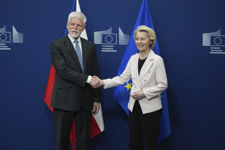 Pavel: Šéfka EK bude urychleně řešit situaci ohledně Dukovan