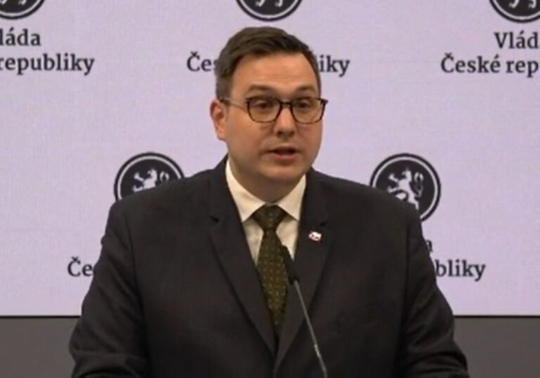 Vláda schválila koncepci zahraniční politiky, klade důraz na bezpečnost