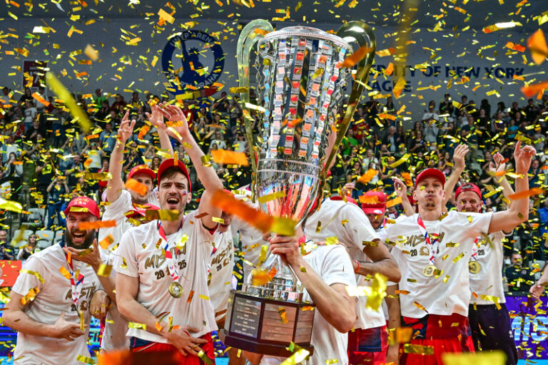 Lvi Praha jsou volejbalovými šampiony, Karlovarsko v pátém finále porazili 3:0