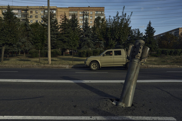 Nejméně tři mrtvé si vyžádal ruský úder v Sumách, jednoho v Charkovské oblasti