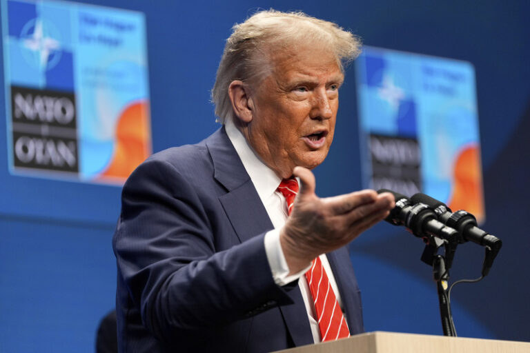 Trump uvedl, že Íránu po bombardování nic nenabízí ani s ním nejedná