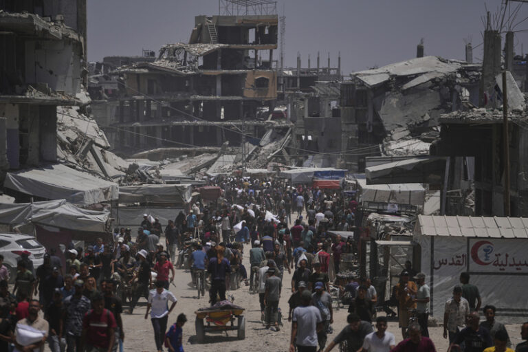 EU vyzvala k příměří v Pásmu Gazy, situaci označila za katastrofální