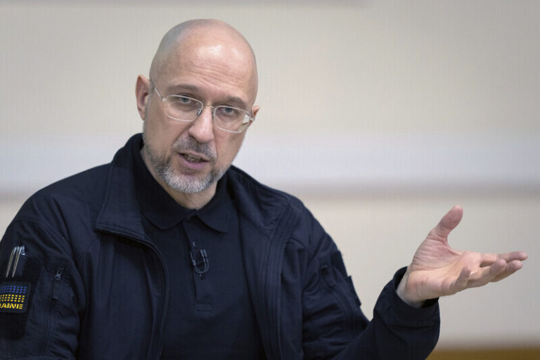 Ukrajinský premiér Šmyhal podal demisi