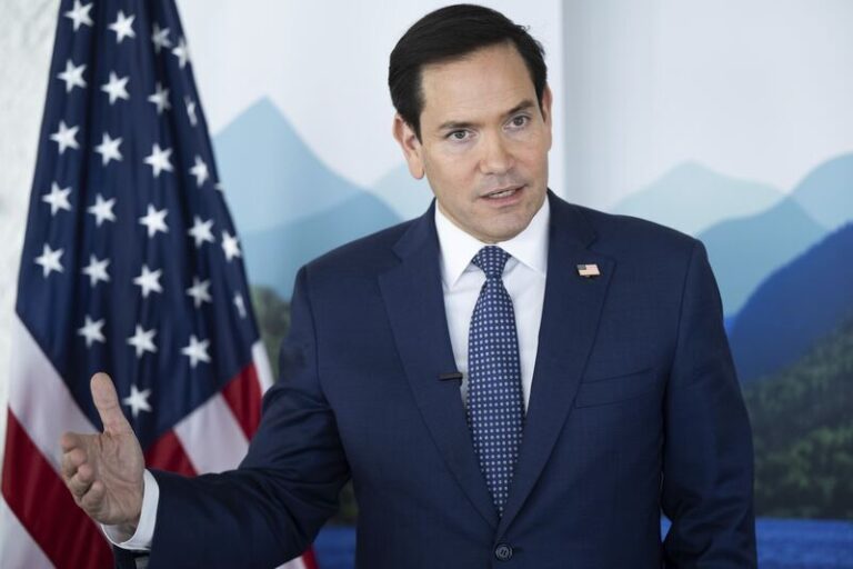 Rubio nařídil diplomatům nehodnotit cizí volby, píše Reuters