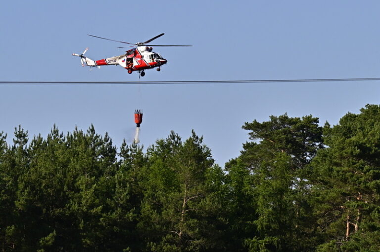 Hasiči lokalizovali požár u muničního skladu na Litoměřicku