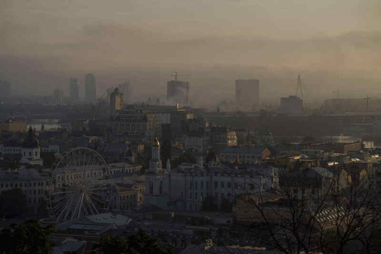 V Kyjevě byl zabit důstojník tajné služby SBU, střelec je na útěku