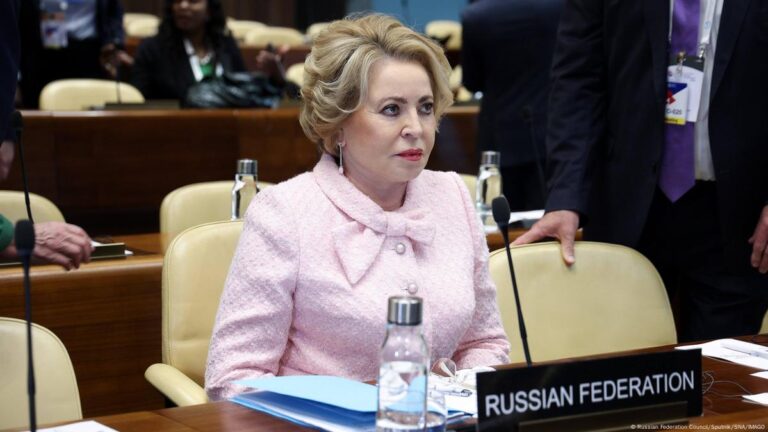 Pozvání Matvijenkové do Švýcarska? Plivanec do tváře civilizované diplomacie