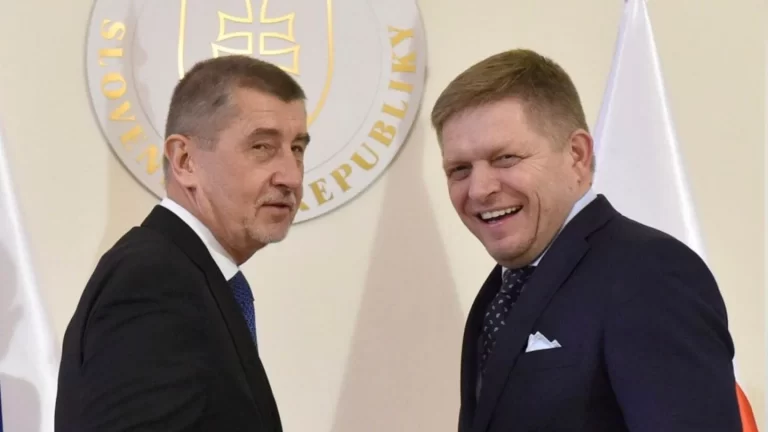 Babiš mečivým hlasem radil Slovákům nevolit liberální „šílence“, ale Fica. Poslechli a přichází chudoba