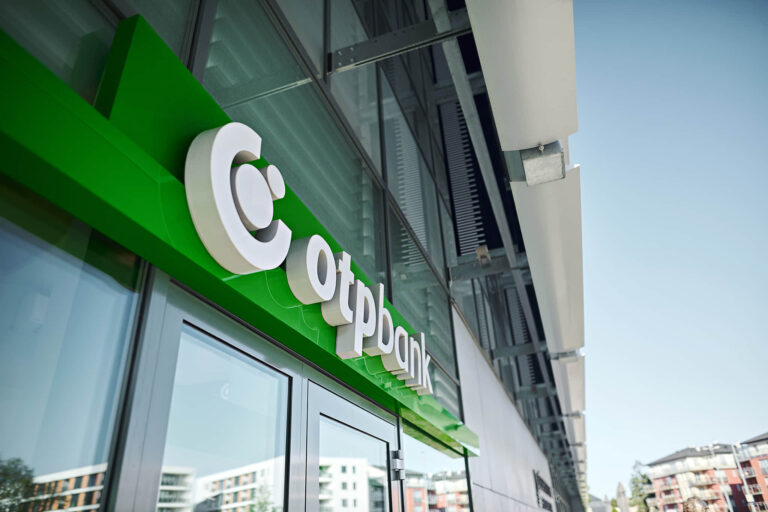 OTP Bank: když se bankovní tajemství stává nástrojem ruských speciálních služeb