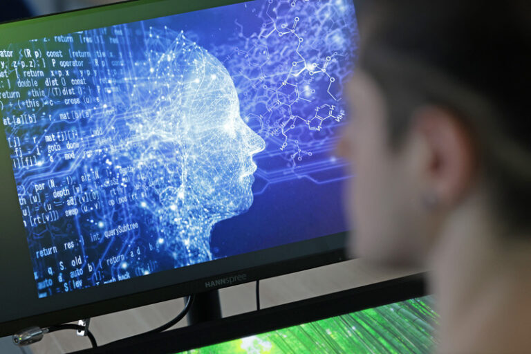 Firmy bojují o experty na AI astronomickými odměnami, píše FT