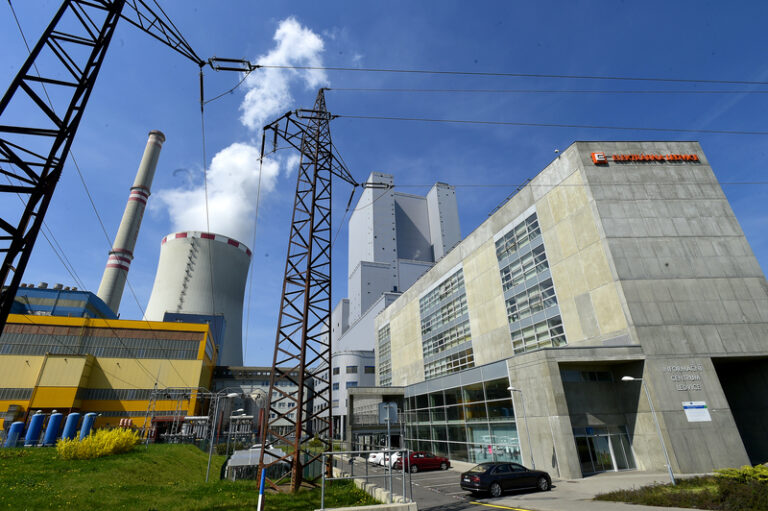 Skončil nouzový stav v energetice, kvůli výpadku platil 12 hodin