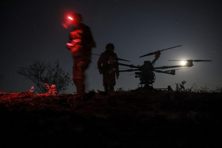 Ukrajinské drony zasáhly Soči a Voroněž, Rusko útočilo na Kyjev