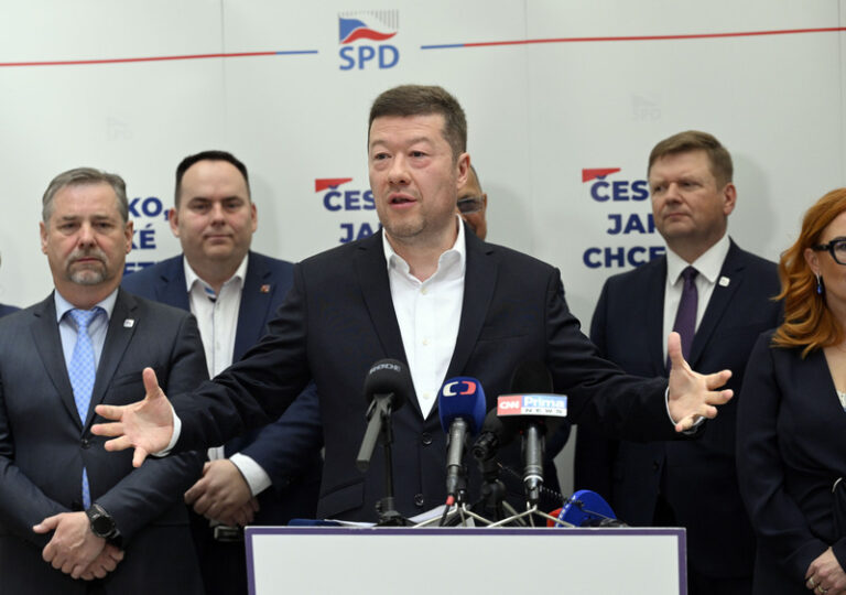 Tři soudy už zamítly návrh strany Volt Česko zrušit registraci kandidátek SPD