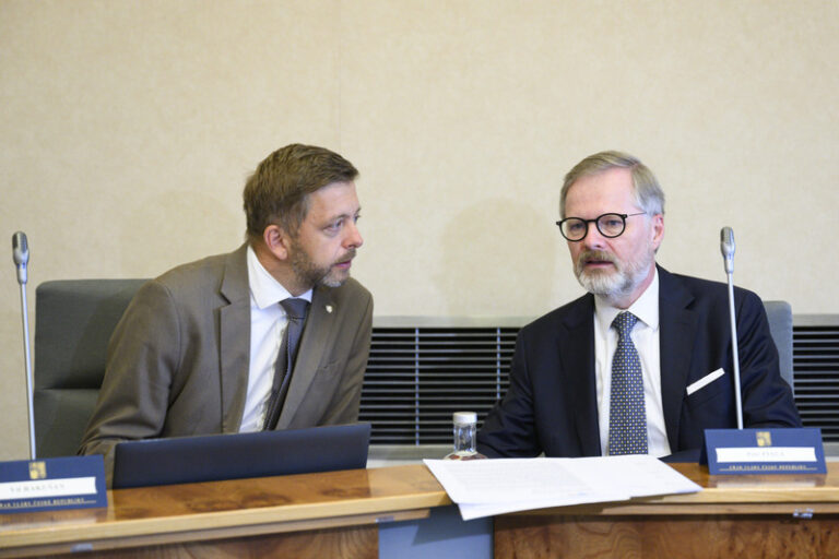 K odmítnutí spolupráce s ANO se v úterý setká Rakušan a Fiala, pozvaný je i Hřib