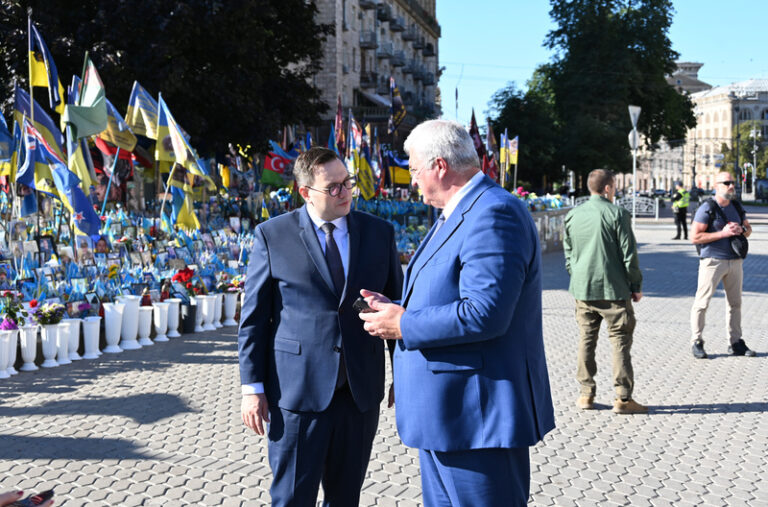 Sybiha: Ukrajina chce spravedlivý mír, politika appeasementu je nepřípustná