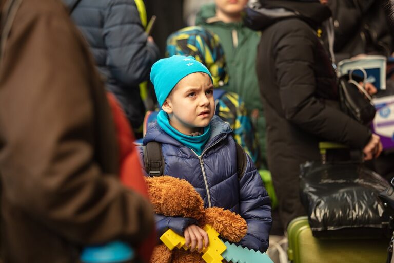 Kreml pokračuje v únosu ukrajinských dětí: šokující „katalog otroků“