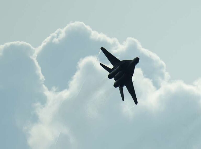 RFE/RL: Maďarsko vyšetřuje krádež komponentů z vyřazených stíhaček MiG-29