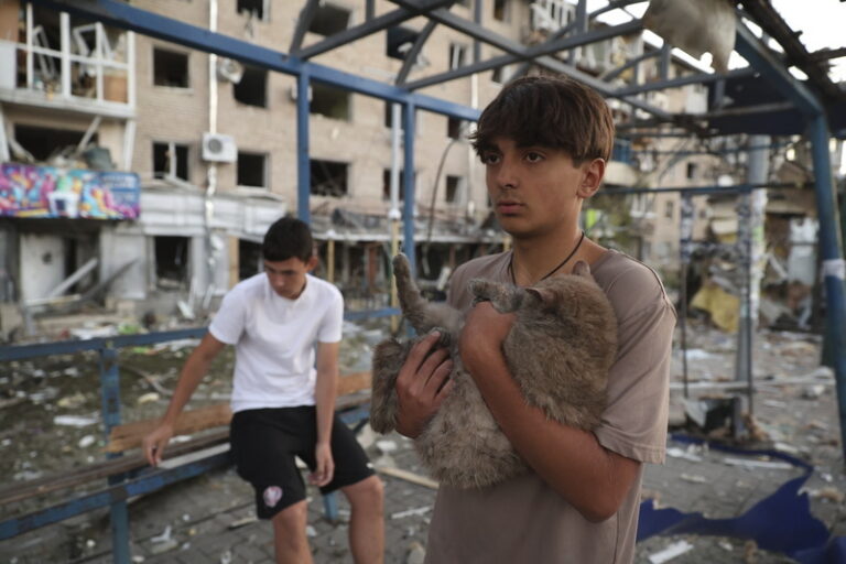 Při ruském bombovém útoku v Záporožské oblasti zemřel manželský pár