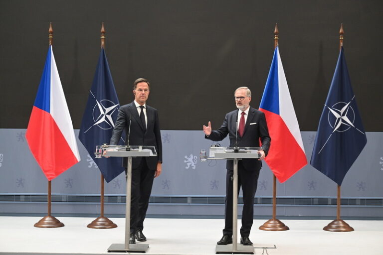 Ukrajina letos dostala z české iniciativy zatím 1,1 milionu kusů munice