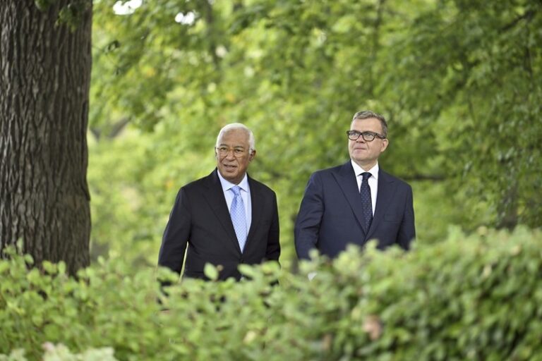 EU koordinuje přípravu nových sankcí proti Rusku s USA, uvedl Costa