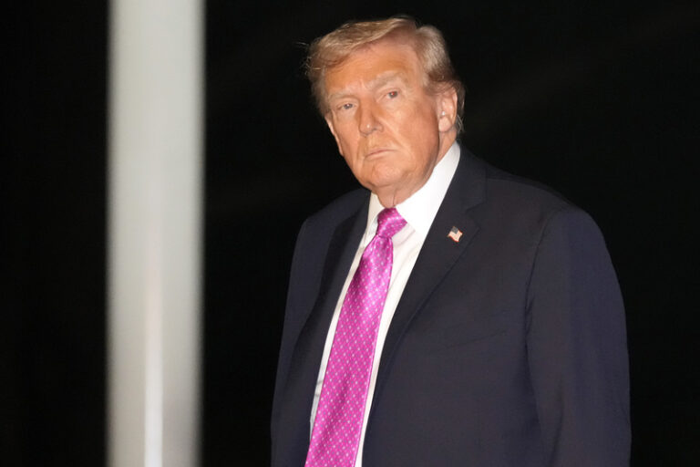 Politico: Trump označil Rusko za agresora ve válce na Ukrajině