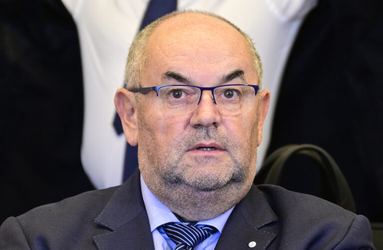 Někdejší šéf českého fotbalu Pelta nastoupil do liberecké věznice