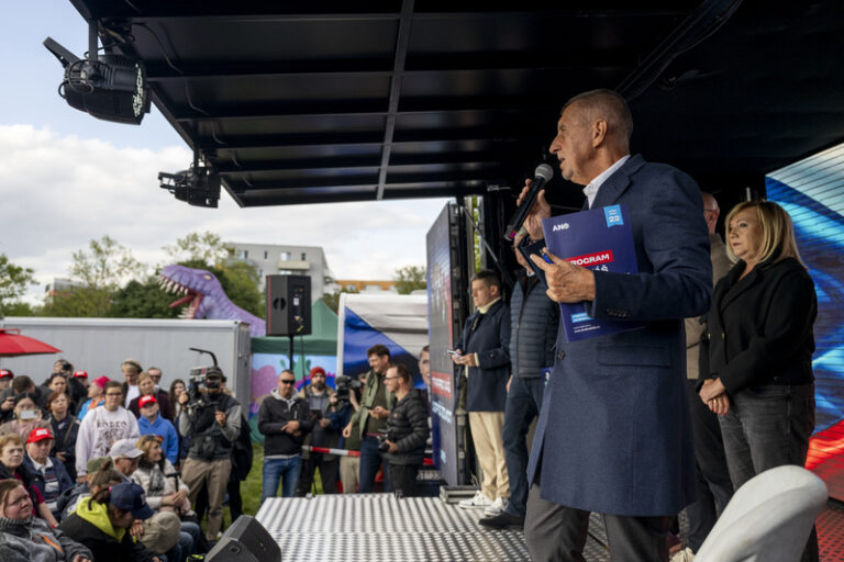 ANO nikdy s komunisty do vlády nepůjde a nezatáhne ČR na Východ, řekl Babiš