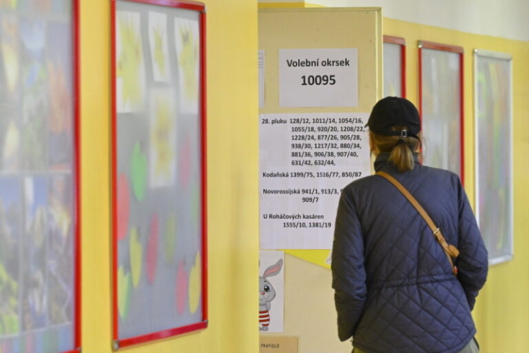 Češi rozhodli o novém složení Sněmovny a tím i budoucí vlády