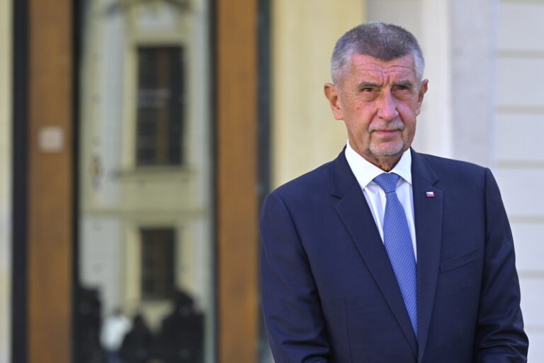 Babiš jednal s vicepremiérem SR, shodli se na kritice emisních povolenek