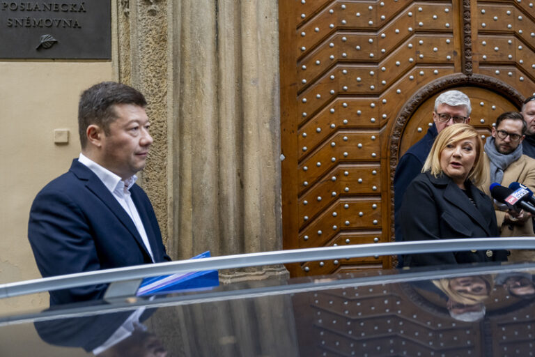 Týmy ANO, SPD a Motoristů uzavřely programová jednání o vládních agendách