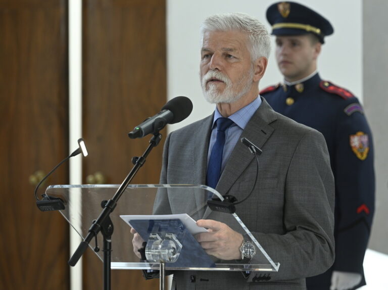 Pavel: Česko stojí na straně těch, kteří hájí právo, pravdu a dialog