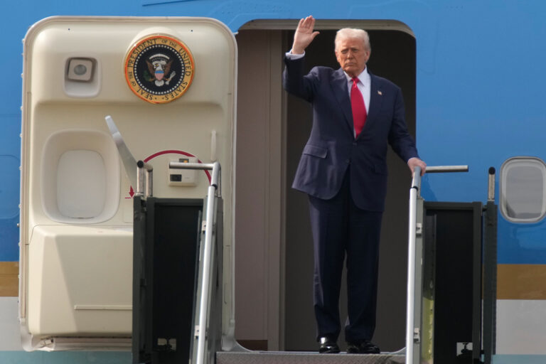 Trump se vyhnul otázce, zda USA brzy obnoví podzemní jaderné testy