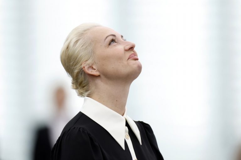 Navalná se na Hradě sešla s Pavlem, večer bude diskutovat o knize svého muže