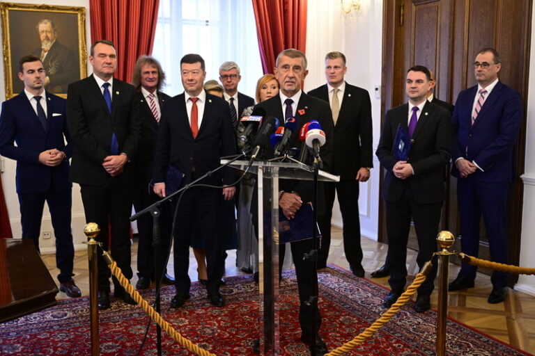 Babiš složil koalici se stranami z pravého okraje, píší média v Německu