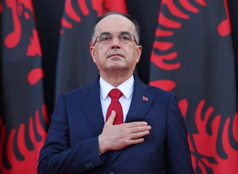 Pavel bude s albánským prezidentem jednat mimo jiné o vstupu Albánie do EU