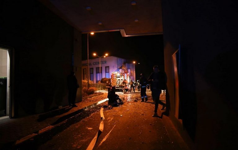 „Noc, kdy znovu padal oheň na Kyjev: Ruský ‘mírový dialog’ opět doprovázen raketami“