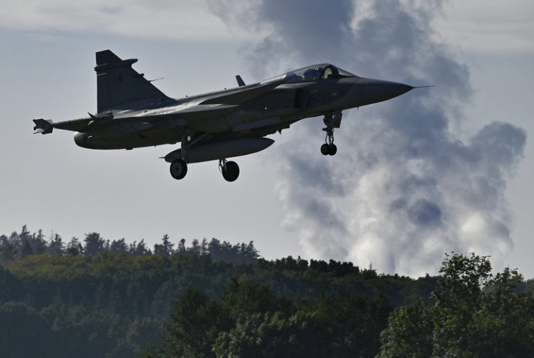 Česko se bude dál podílet na ochraně slovenského vzdušného prostoru