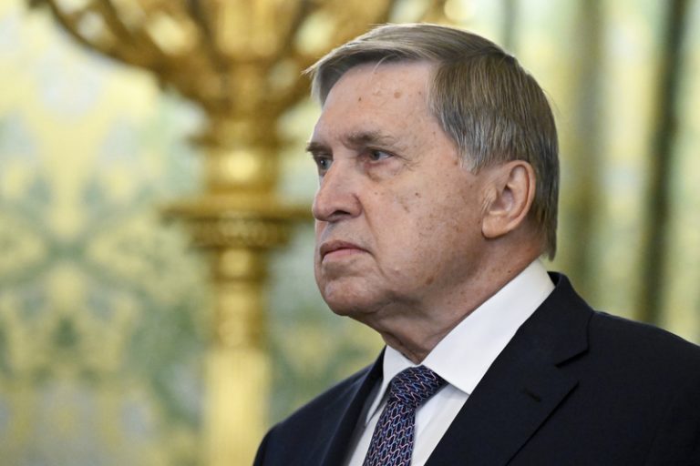 Kreml: Změny, které v návrzích USA učinili Evropané, mír nepřiblížily