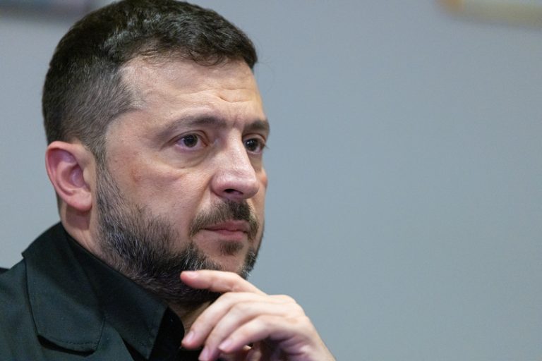 Rusko chystá rozsáhlé útoky o vánočních svátcích, varoval Zelenskyj